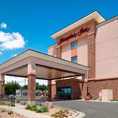 Hampton Inn Канаб Экстерьер фото